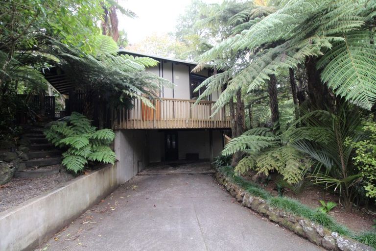 Photo of property in 539 South Titirangi Road, Titirangi, Auckland, 0604