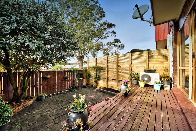 Photo of property in 4/18 Seabrook Avenue, New Lynn, Auckland, 0600