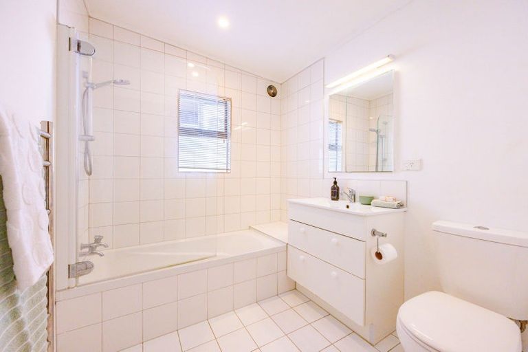 Photo of property in 11 Ferguson Avenue, Westshore, Napier, 4110