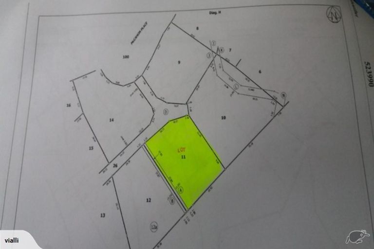 Photo of property in 24 Mccahon Place, Titirangi, Auckland, 0604