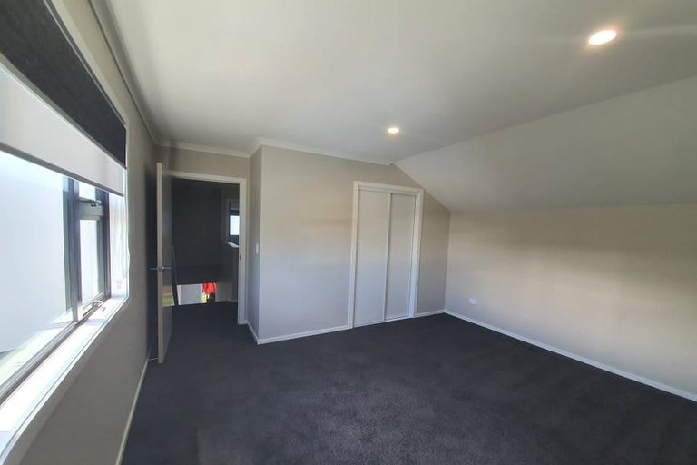 Photo of property in 6c Te Whiti Grove, Waterloo, Lower Hutt, 5011