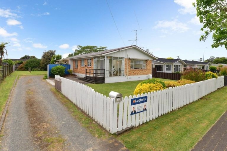 Photo of property in 1/2 Herbert Road, Queenwood, Hamilton, 3210