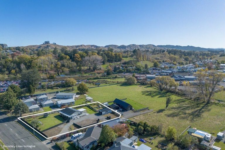 Photo of property in 14 Victoria Street, Waipawa, 4210