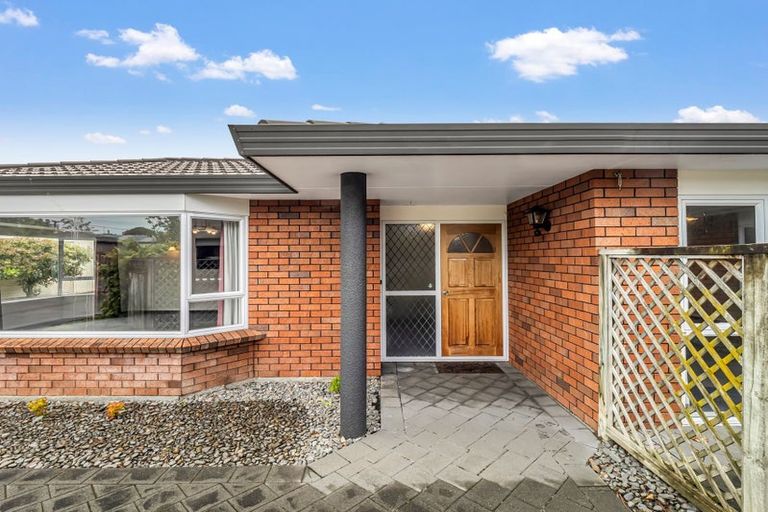 Photo of property in 6 Porritt Street, Saint Johns Hill, Whanganui, 4500