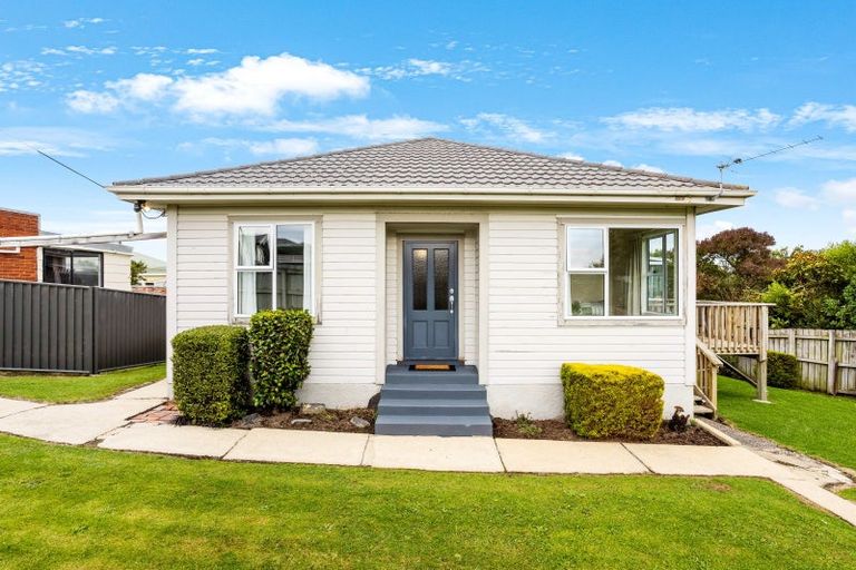 Photo of property in 114 Tomahawk Road, Andersons Bay, Dunedin, 9013
