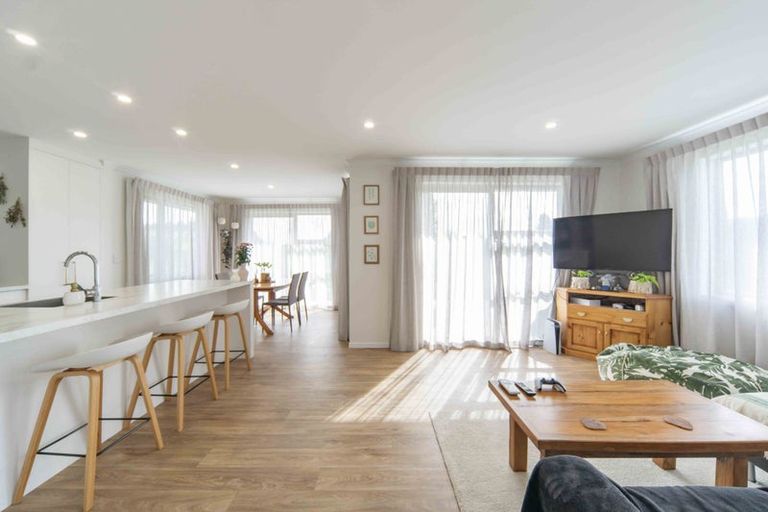 Photo of property in 5 Karamu Lane, Kihikihi, Te Awamutu, 3800