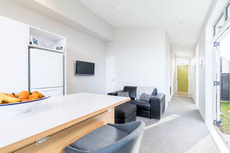 Photo of property in 7 Teal Way, Hobsonville, Auckland, 0616