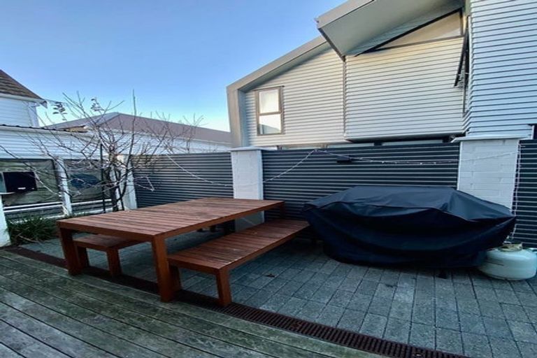 Photo of property in 82c Wallace Street, Mount Cook, Wellington, 6021