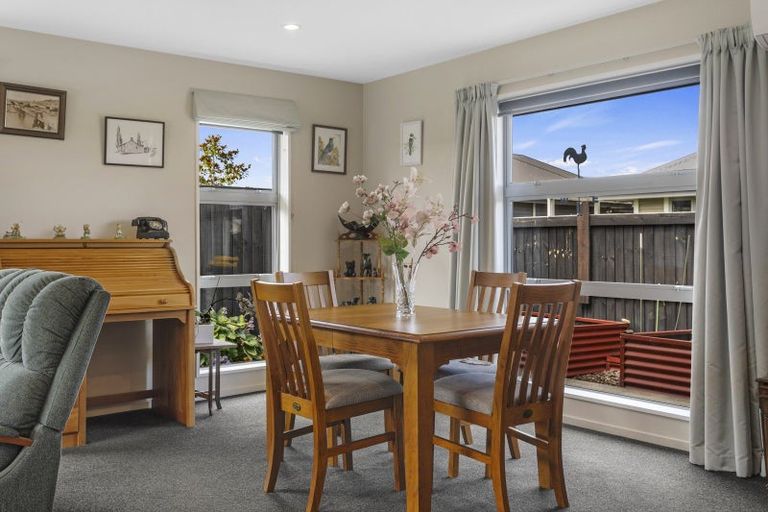 Photo of property in 2 Payne Court, Rangiora, 7400