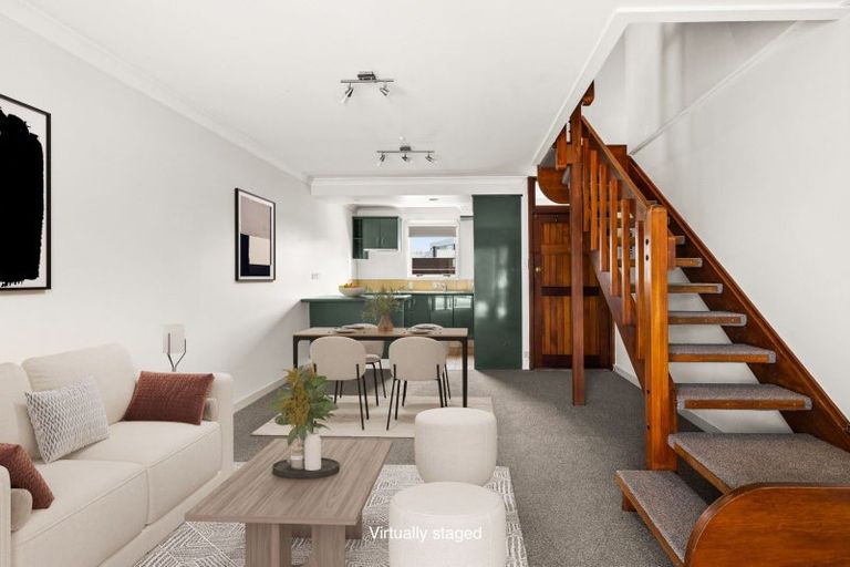 Photo of property in 241 Marine Parade, Napier South, Napier, 4110