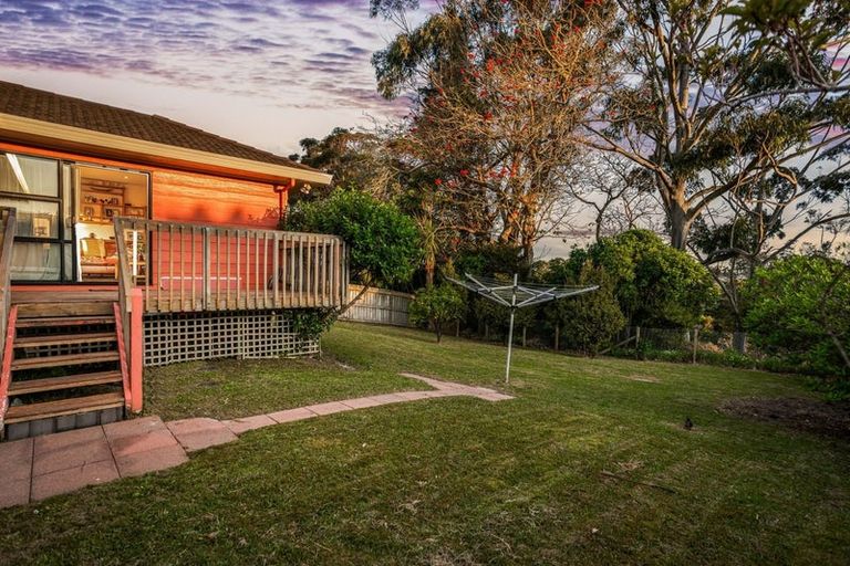 Photo of property in 101 West Harbour Drive, West Harbour, Auckland, 0618