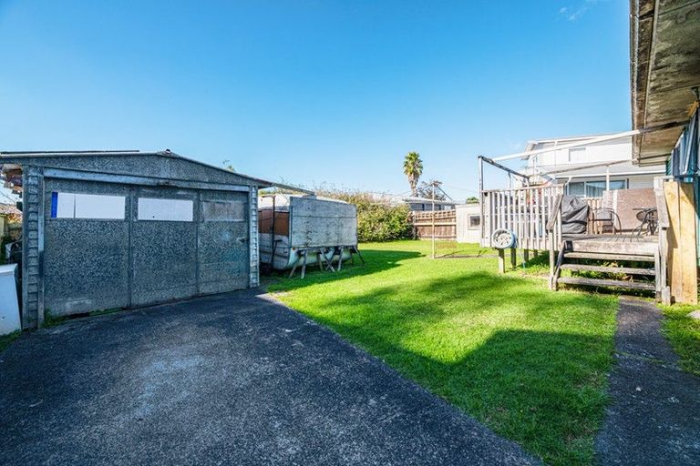 Photo of property in 29 Statesman Street, Henderson, Auckland, 0612