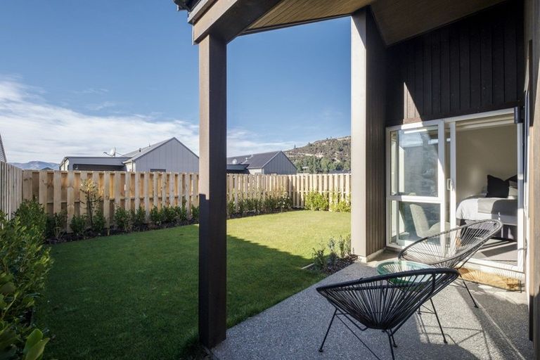 Photo of property in 60 Mount Linton Avenue, Wanaka, 9305
