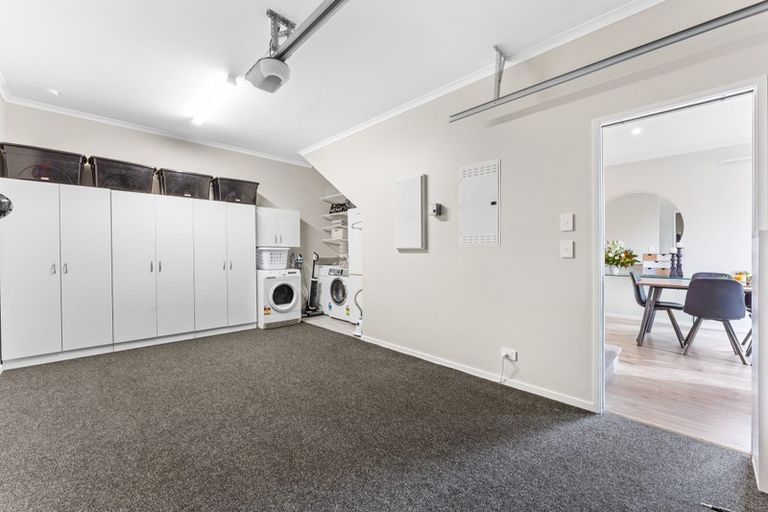 Photo of property in 73 Glidepath Road, Hobsonville, Auckland, 0616