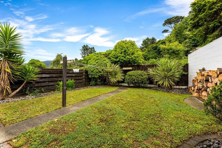 Photo of property in 9 Hair Street, Wainuiomata, Lower Hutt, 5014