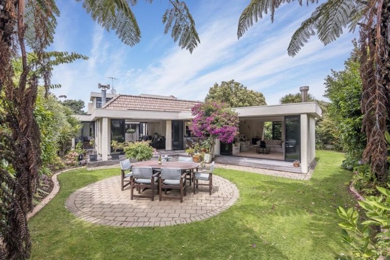 Photo of property in 11a Nathan Avenue, Paraparaumu Beach, Paraparaumu, 5032