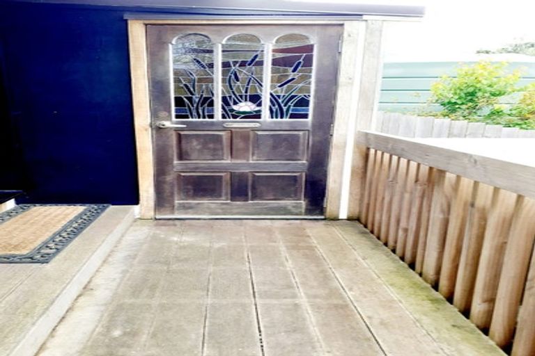 Photo of property in 48 Bays Road, Orere Point, 2585