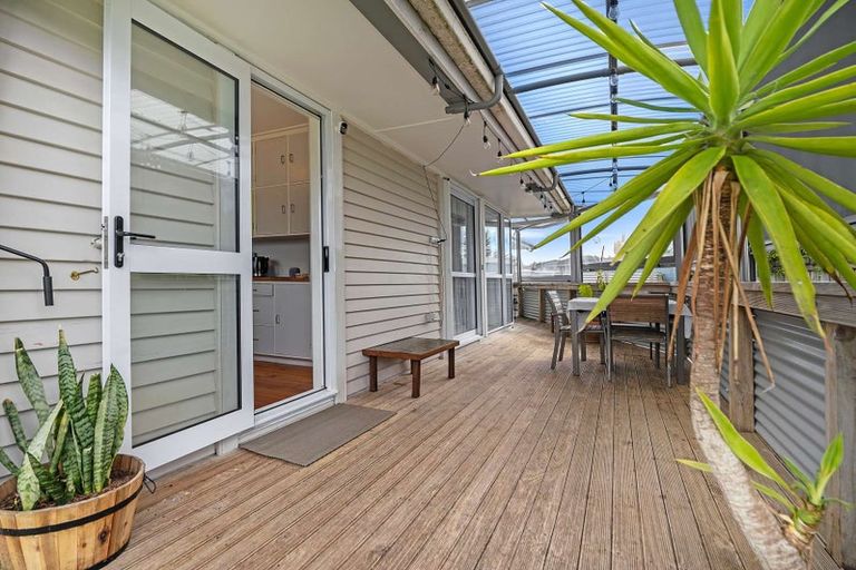 Photo of property in 3 Totara Street, Waiuku, 2123