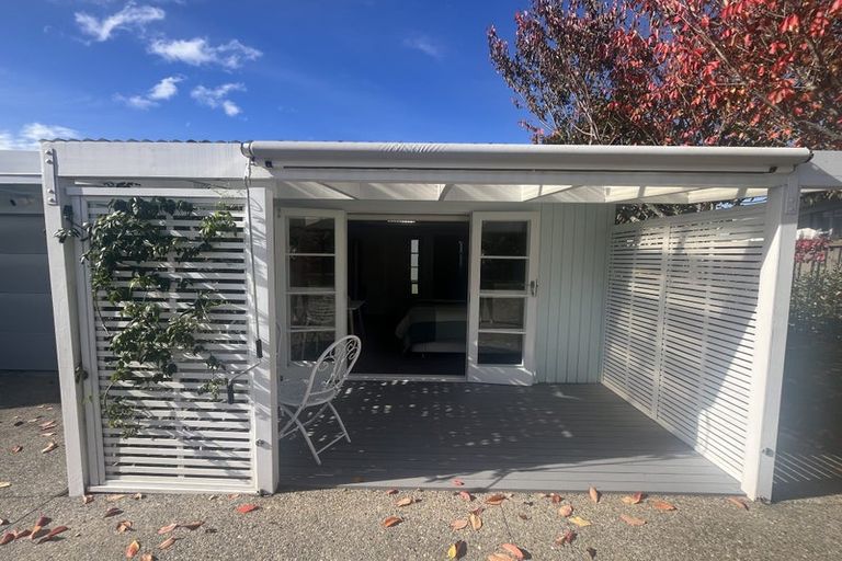 Photo of property in 2 Maungawhare Place, Otumoetai, Tauranga, 3110