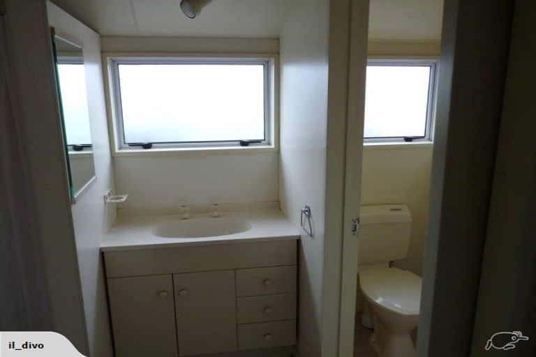 Photo of property in Burkedale Court, 5/105 Burke Street, Sydenham, Christchurch, 8023