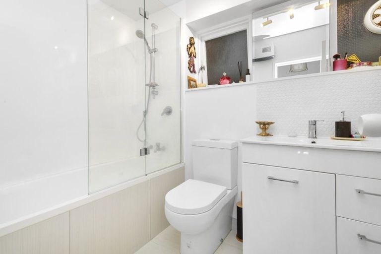 Photo of property in 116f4 Mairangi Road, Wilton, Wellington, 6012