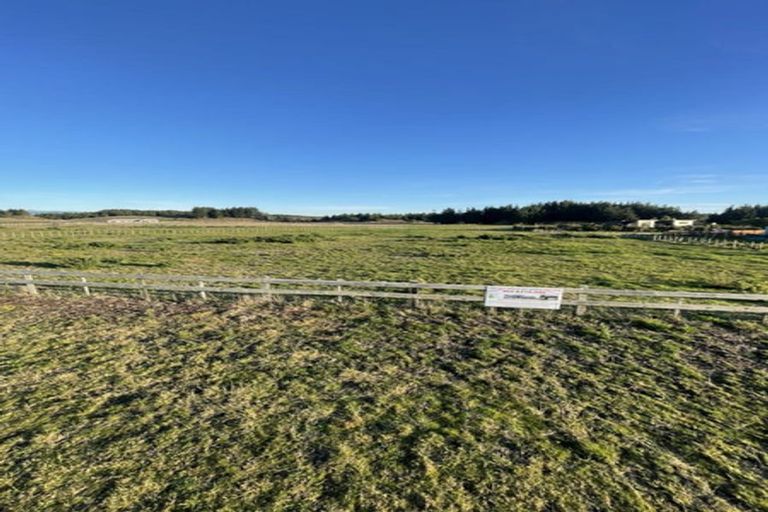 Photo of property in 16 Truebridge Drive, Waitarere, Levin, 5510