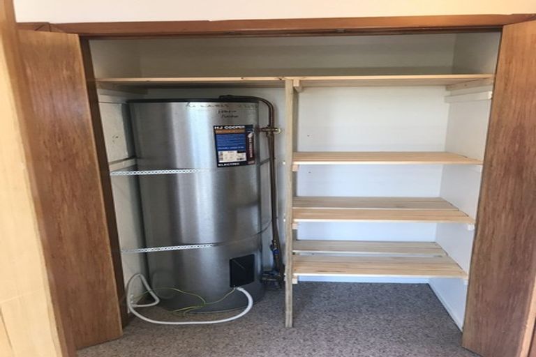 Photo of property in 49e Martyn Street, Waiuku, 2123