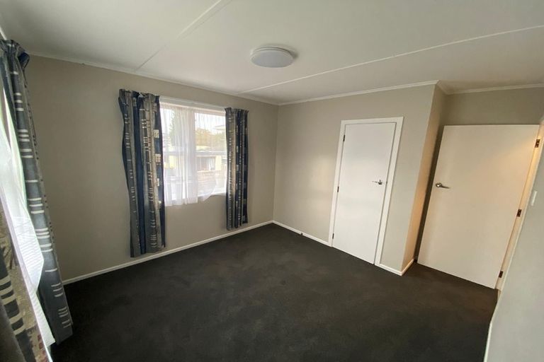 Photo of property in 19 Kayes Road, Pukekohe, 2120