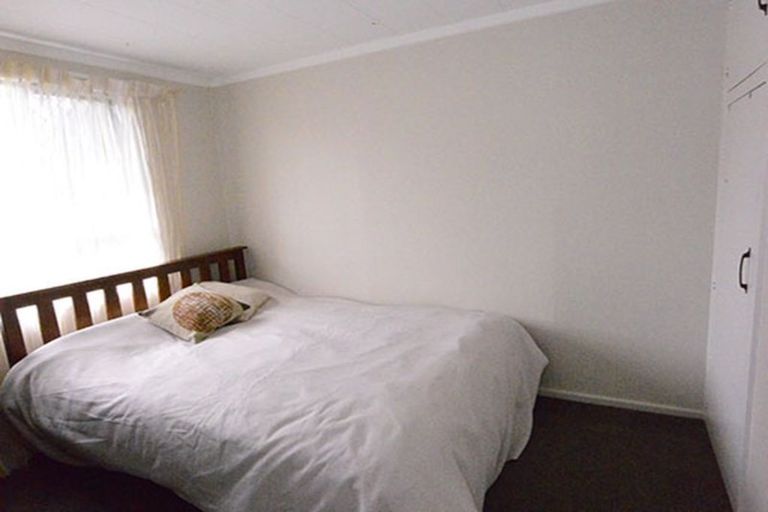 Photo of property in 30 Bassett Street, Burwood, Christchurch, 8083