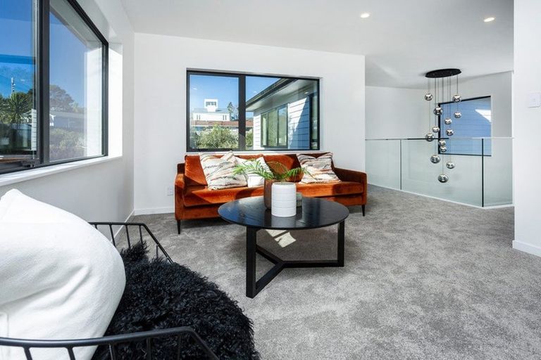 Photo of property in 55a Watea Road, Torbay, Auckland, 0630