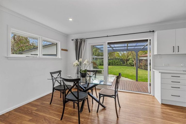 Photo of property in 16 Gregan Crescent, Burnside, Christchurch, 8053