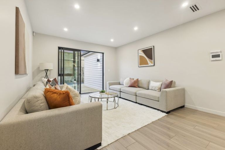 Photo of property in 38 Christella Street, Flat Bush, Auckland, 2019
