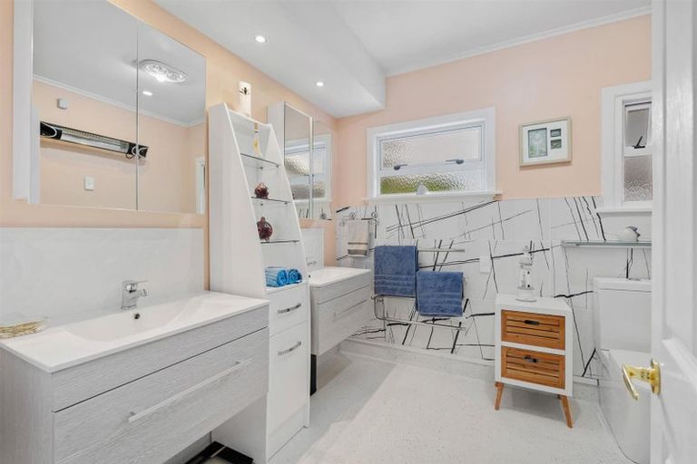 Photo of property in 34 Tanekaha Drive, Parahaki, Whangarei, 0112