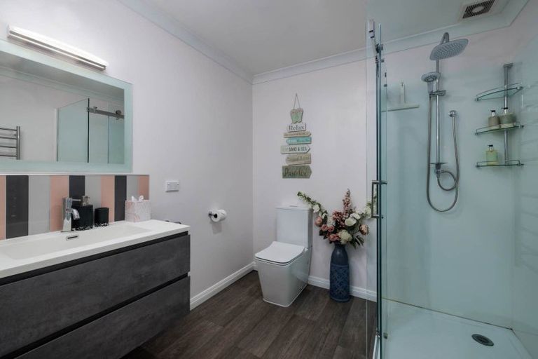 Photo of property in 2 Arabella Road, Opua, 0200