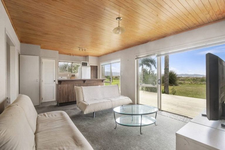 Photo of property in 304 Big Bay Road, Manukau Heads, Waiuku, 2684