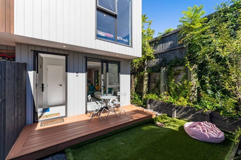 Photo of property in 7/19 Parker Avenue, New Lynn, Auckland, 0600
