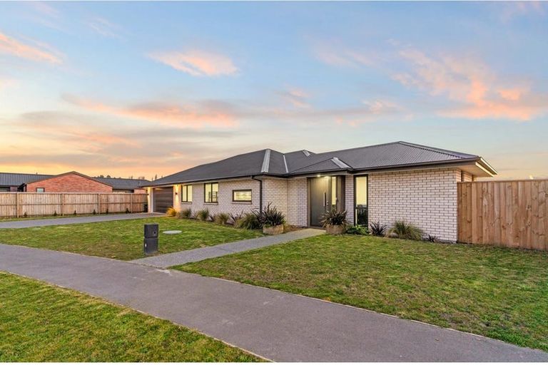 Photo of property in 6 Hawley Street, Halswell, Christchurch, 8025