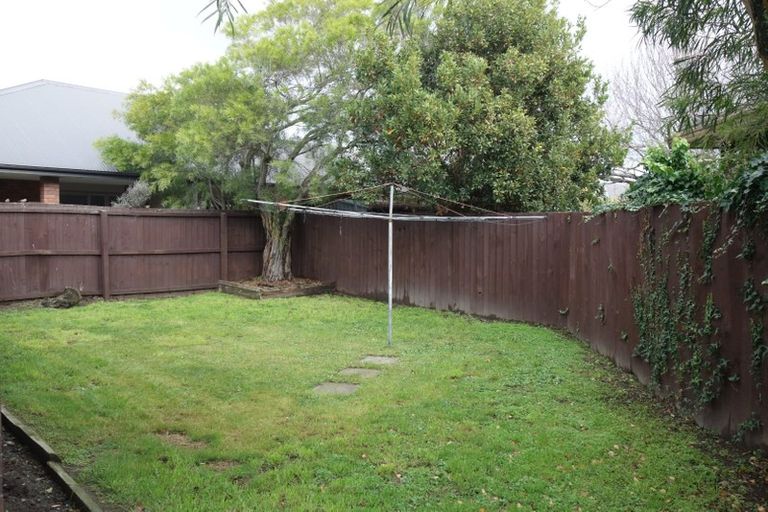 Photo of property in 2/16a Ward Street, Addington, Christchurch, 8024