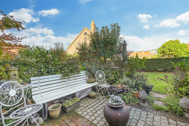 Photo of property in 4/6 Quiet Woman Way, Monaco, Nelson, 7011