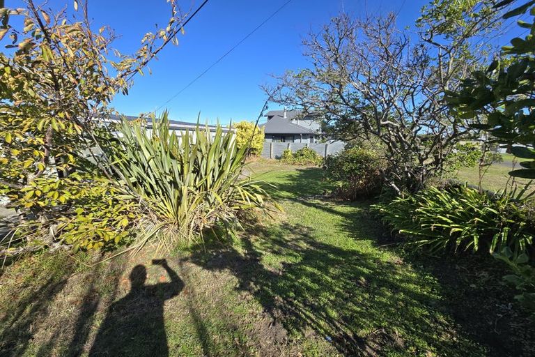 Photo of property in 16 Chaffey Street, Foxton Beach, Foxton, 4815