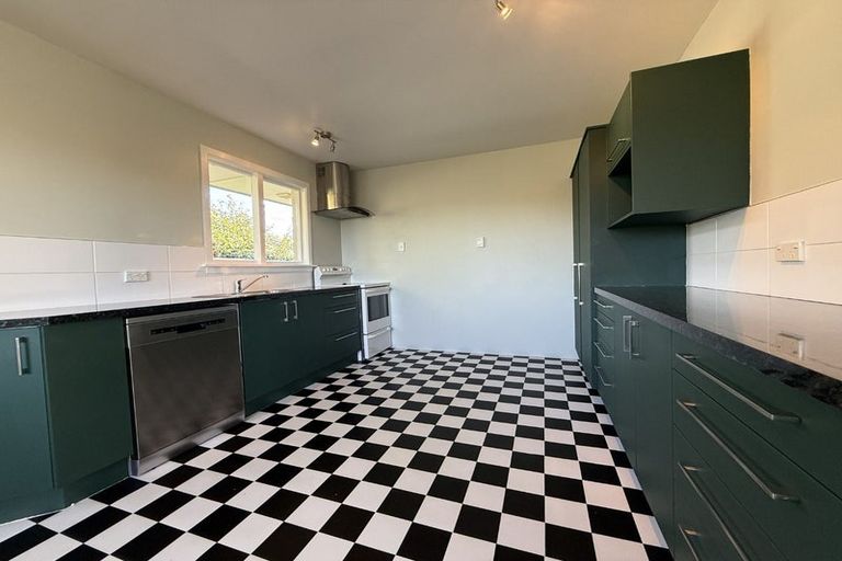 Photo of property in 1/9 Tulloch Place, Papanui, Christchurch, 8052