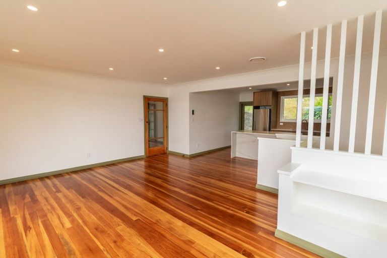 Photo of property in 71 Seatoun Heights Road, Seatoun, Wellington, 6022