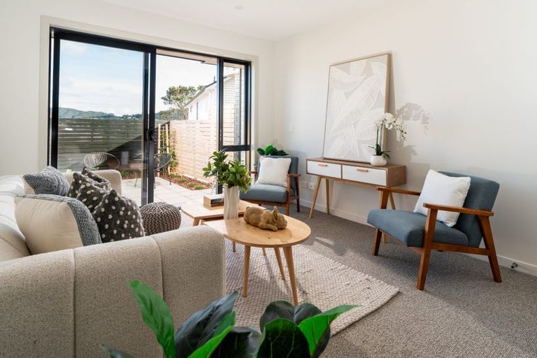 Photo of property in 32 Kaihuia Street, Northland, Wellington, 6012