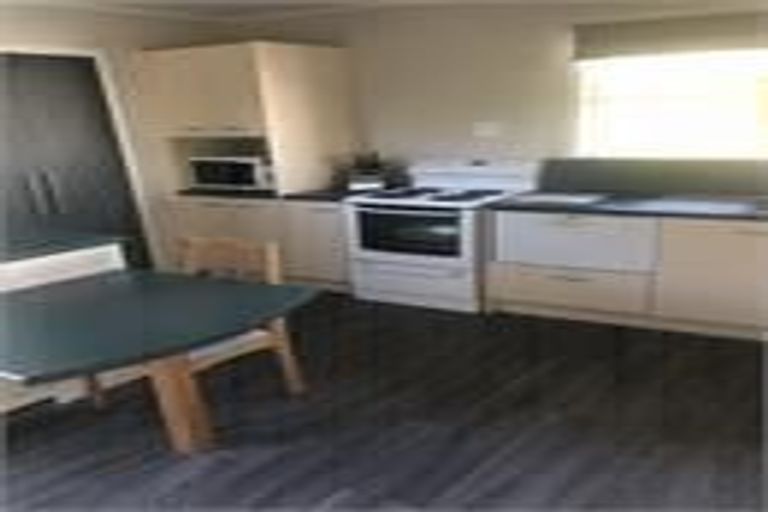 Photo of property in 8 Marine Parade, Paraparaumu Beach, Paraparaumu, 5032