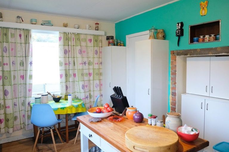 Photo of property in 4 Erskine Street, Tuatapere, 9620