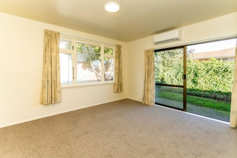 Photo of property in 2/271 Woodham Road, Linwood, Christchurch, 8062
