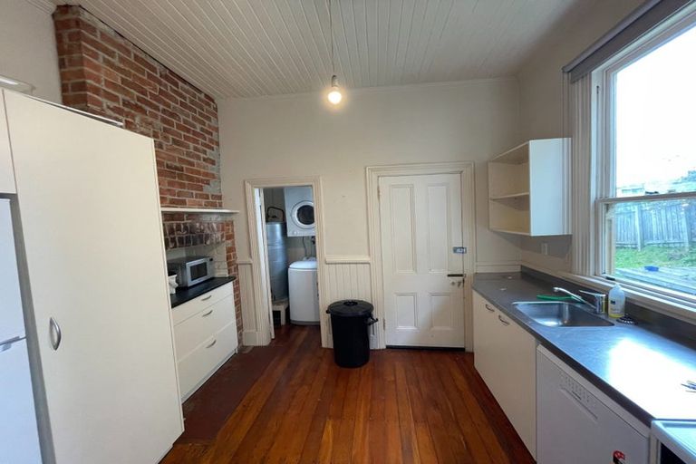 Photo of property in 47 Arthur Street, Dunedin Central, Dunedin, 9016