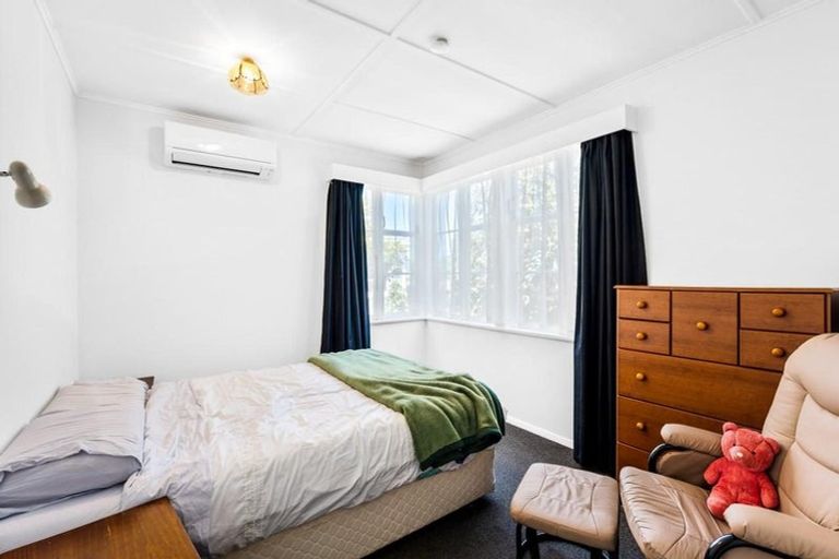 Photo of property in 1240 High Street, Taita, Lower Hutt, 5011