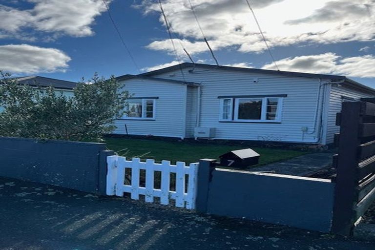 Photo of property in 7 Huia Street, Petone, Lower Hutt, 5012
