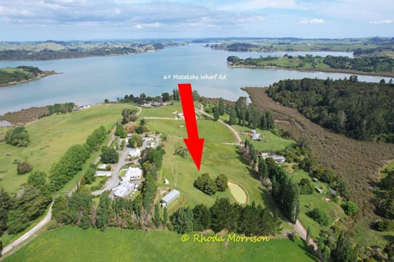Photo of property in 69 Matakohe Wharf Road, Matakohe, 0593